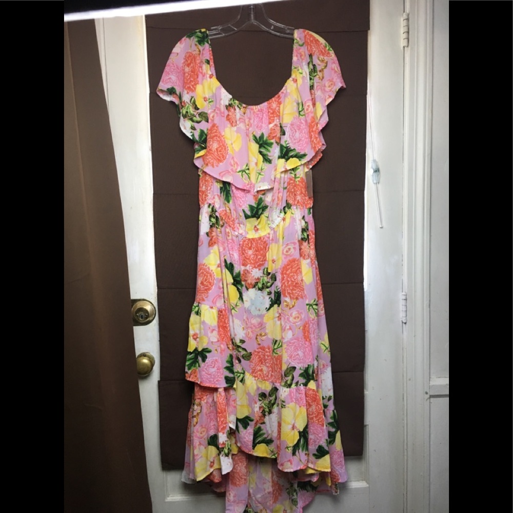 Belle+Sky NWT Off Shoulder RuffledHem Maxi Dress
